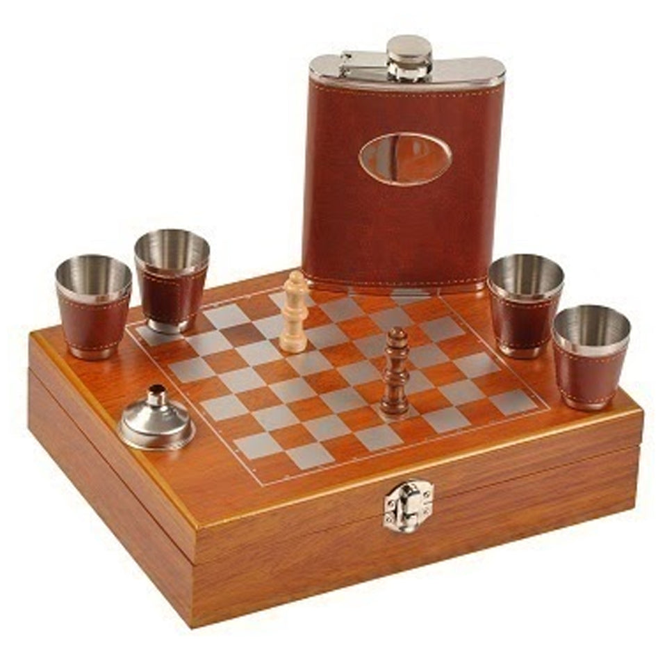 Hip Flask with 4 shot glasses & 1 Filler in a Chess Box